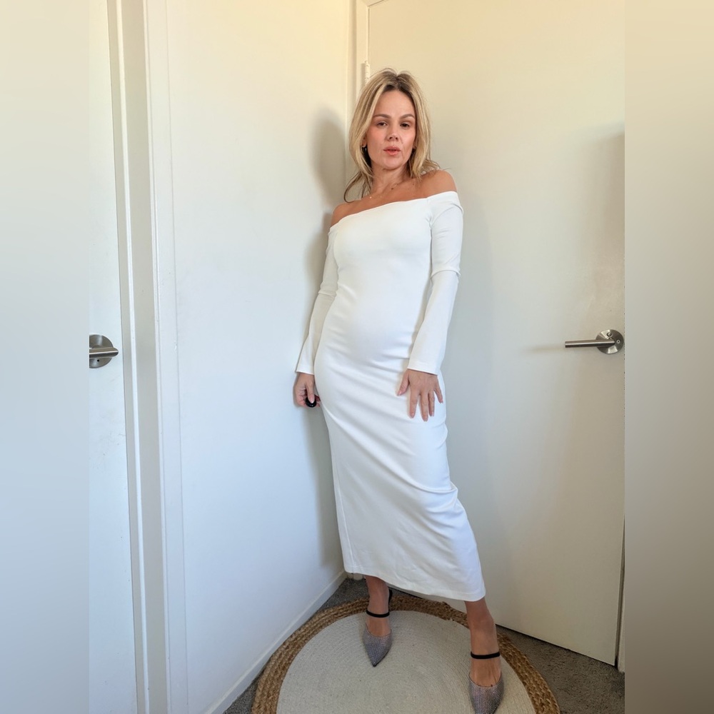 New ENZA COSTA Off-shoulder Ankle Dress In White - Picture 5 of 10